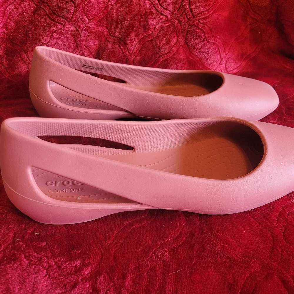 Crocs, pink